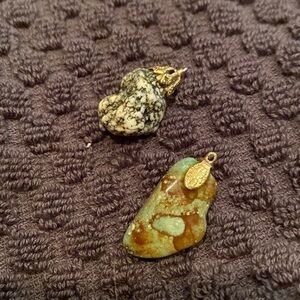 ⭐️TWO stone pendants ⭐️